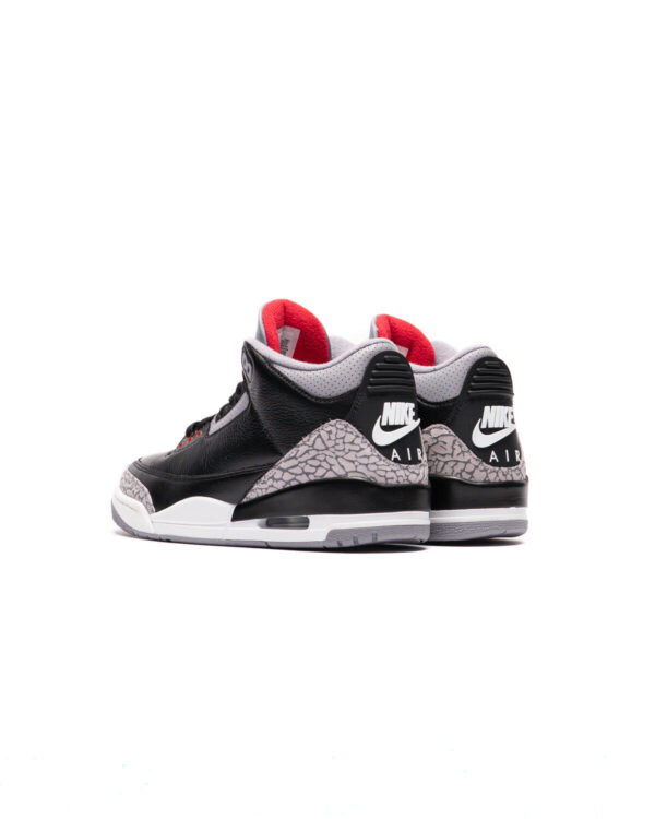 Air Jordan 3 RETRO 'Black Cement'