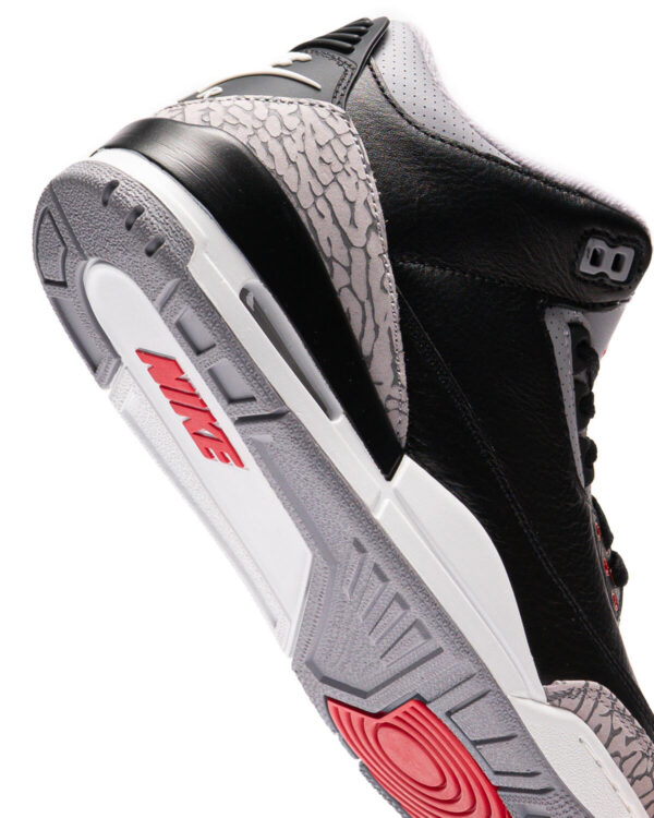 Air Jordan 3 RETRO 'Black Cement'