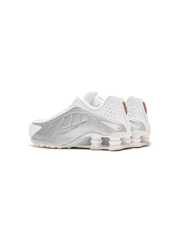 Nike WMNS SHOX R4